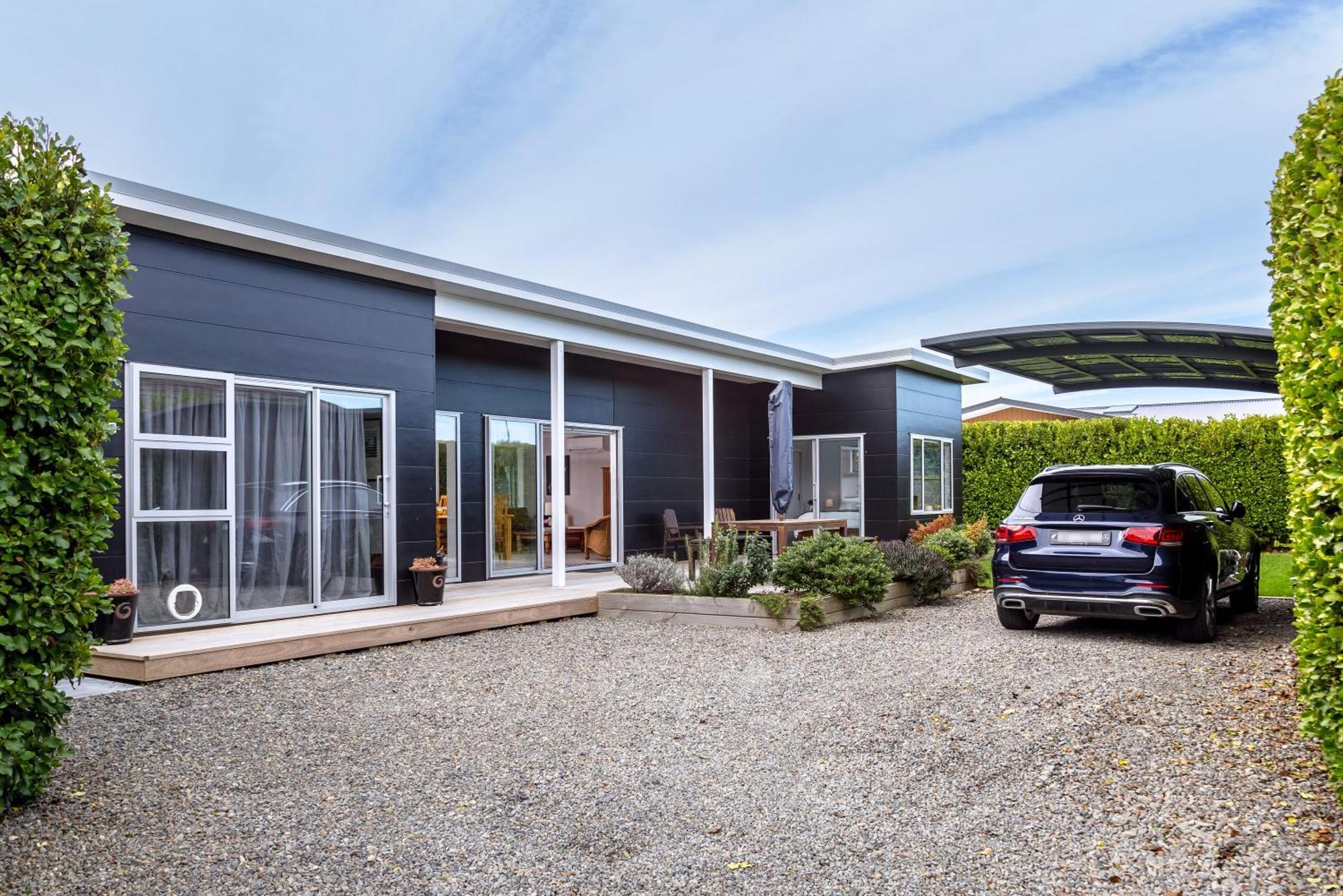 Wine Country Bach Martinborough Exterior foto